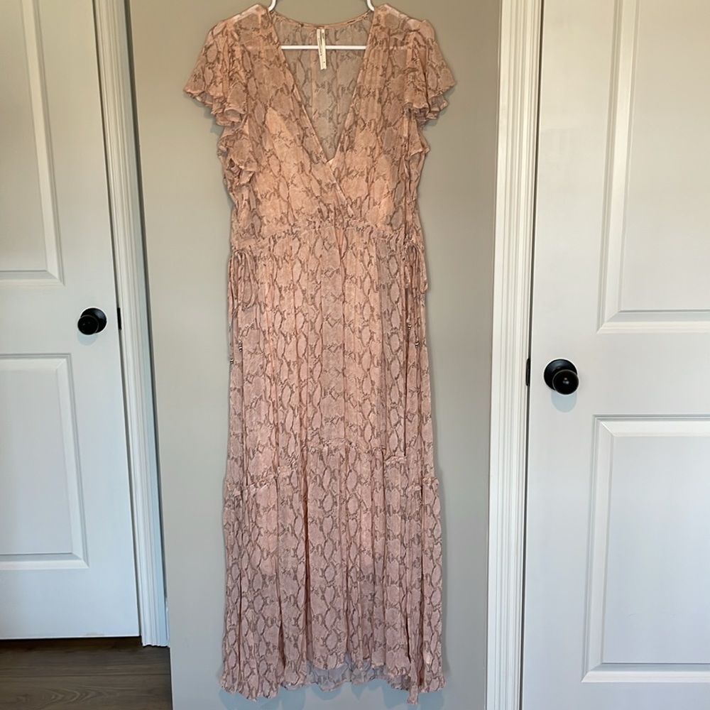 Anthropologie Midi V-Neck Flutter Sleeve Dress Size Medium - Picture 7 of 16